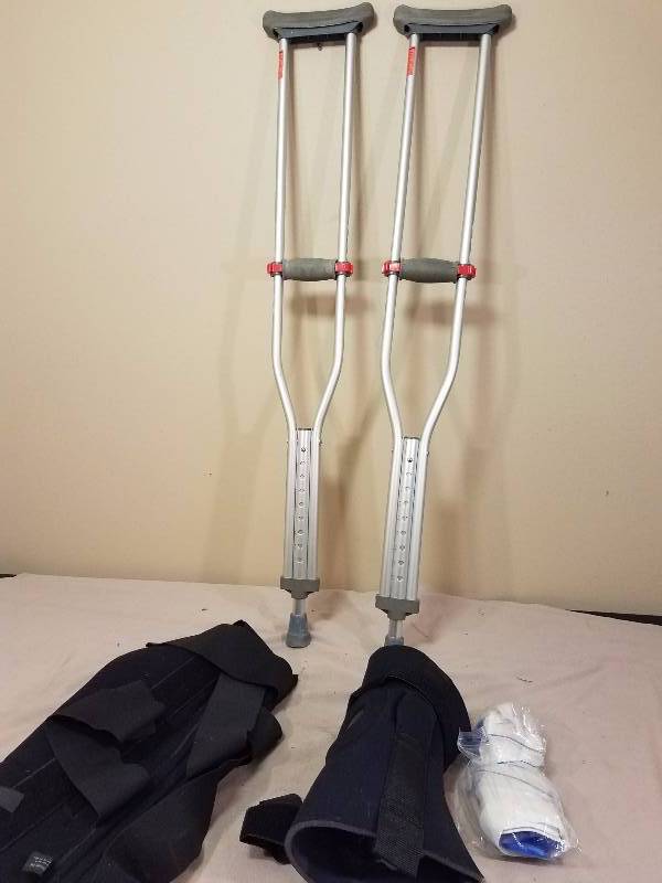 Braces and Crutch