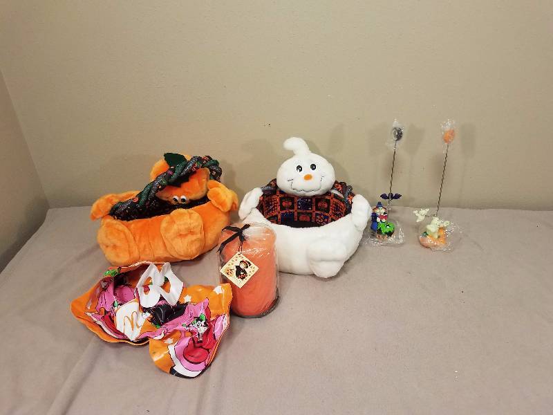 Mixed Basket lot Halloween