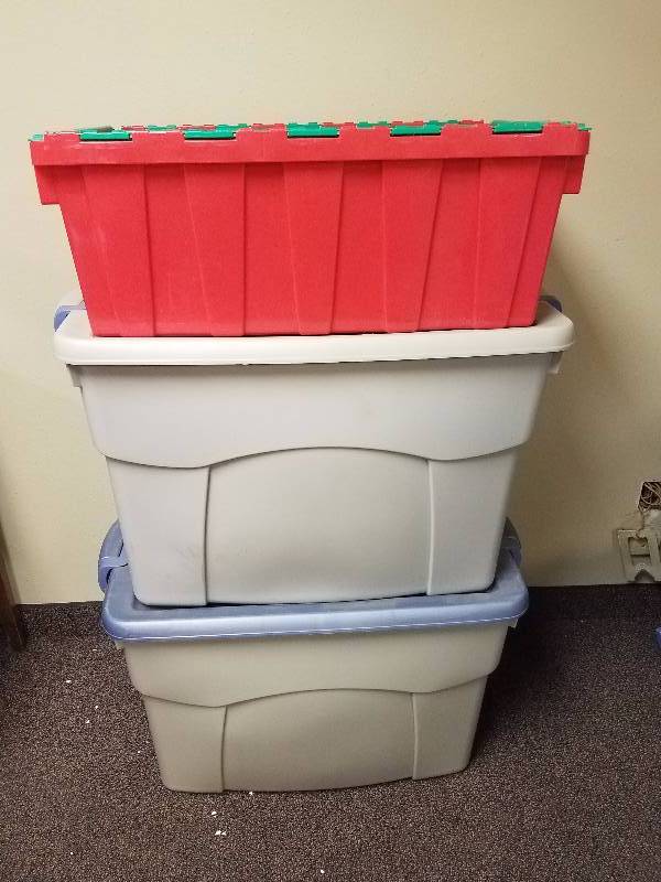 Storage TotesRubbermaids #2