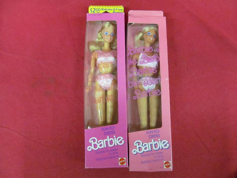 lot 5 image: Barbies