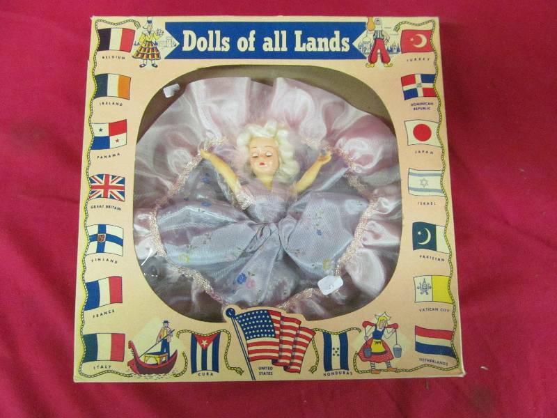 lot 22 image: doll