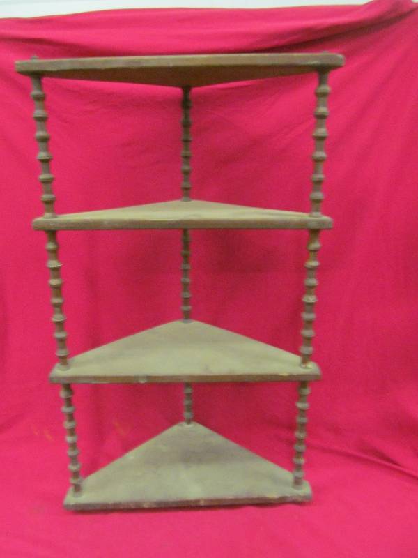 lot 29 image: corner shelf