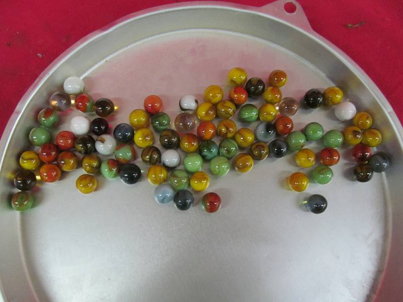 lot 37 image: vintage marbles