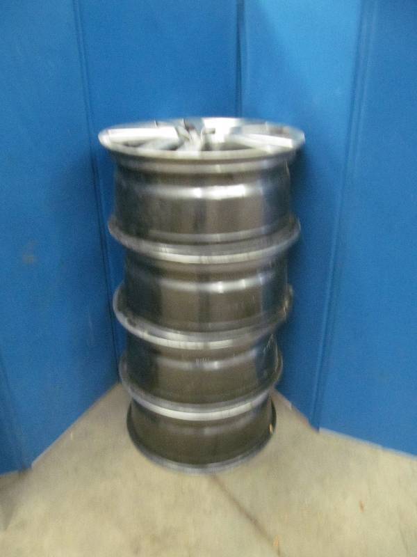 lot 54 image: tire rims