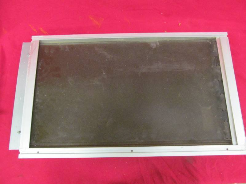 lot 106 image: pet door