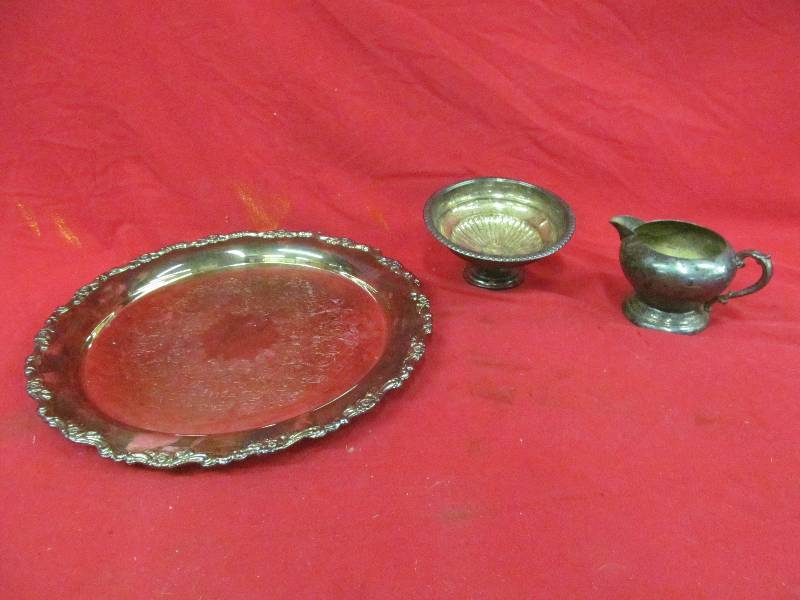 lot 137 image: sterling silver dishes