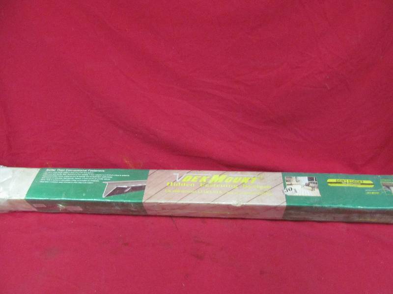 lot 166 image: V deck mount  Fastening system