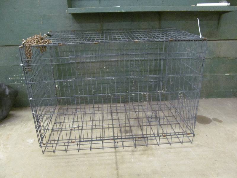 lot 167 image: dog kennel