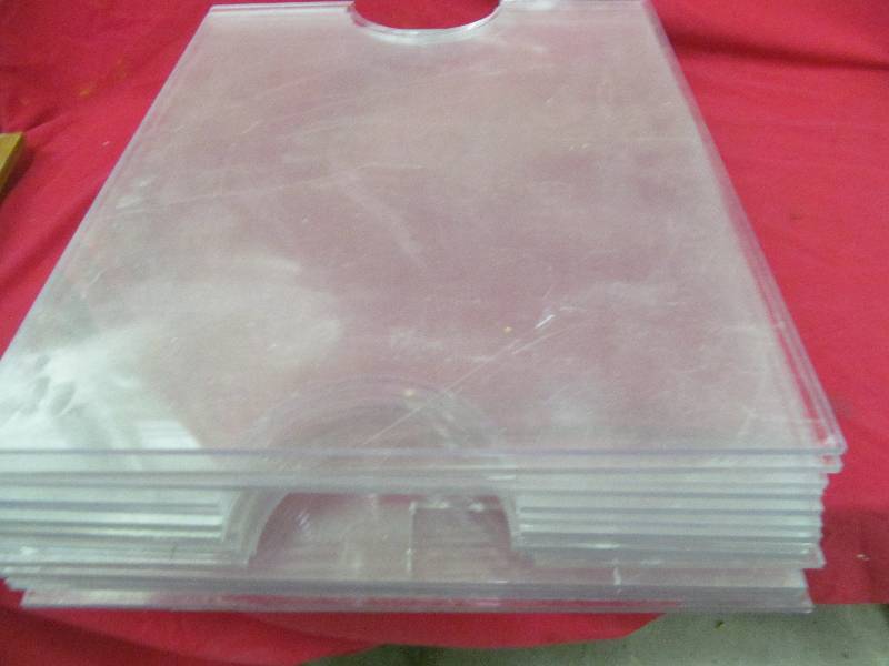 lot 168 image: Plexiglas