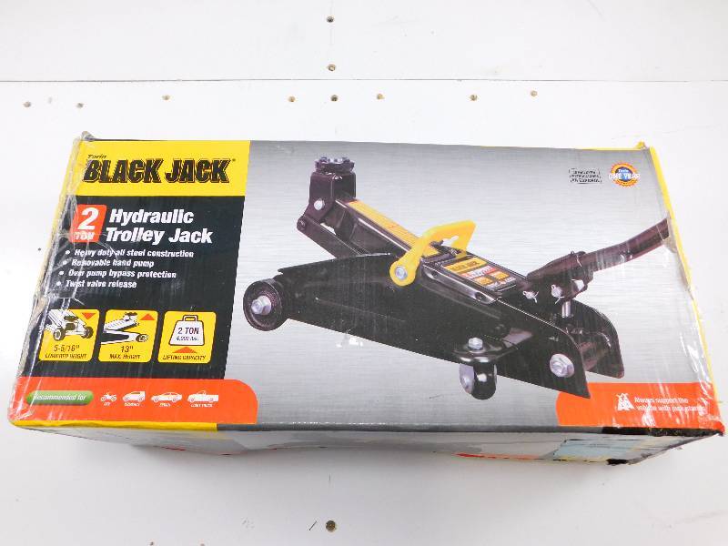 lot 41 image: Torin 2 Ton Trolley Jack