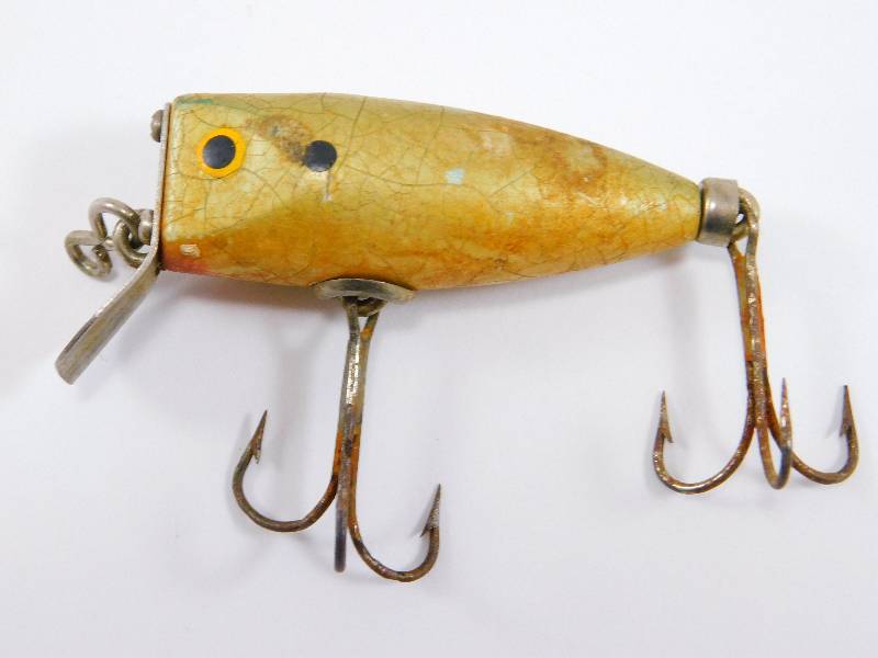 lot 17 image: Vintage Fishing Lure