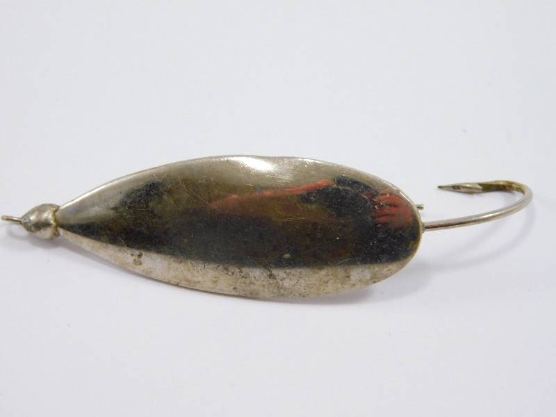 lot 36 image: Vintage Weedless Fishing Lure - Japan