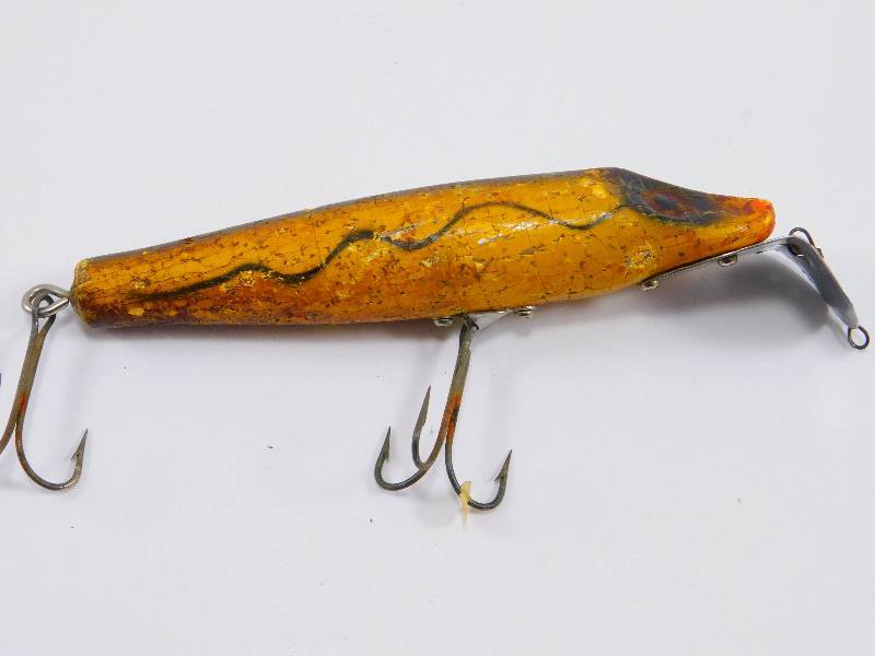 lot 40 image: Vintage Fishing Lure