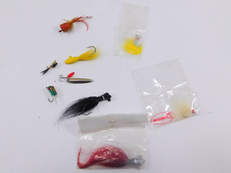lot 42 image: Lot of Vintage Fishing Lures