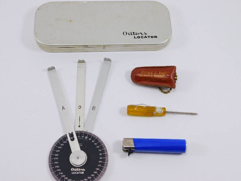 lot 46 image: Lot of Vintage Fishing Tools including an Outers Locator