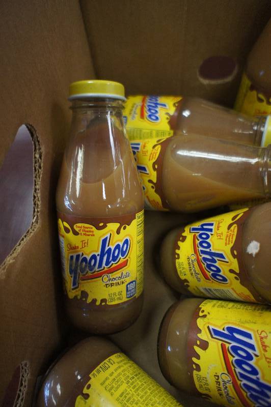 lot 171 image: Lot of 25 Bottles of Yoohoo Chocolate Drink - All Expired In 2016-