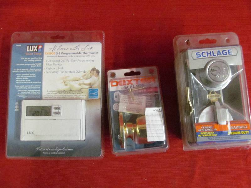 deadbolt,doorknob,theromast