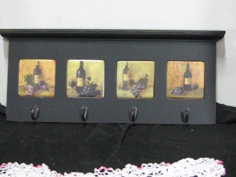 lot 14 image: Wood Rack with Hooks