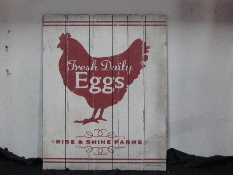 lot 23 image: Wood Chicken & Eggs Sign