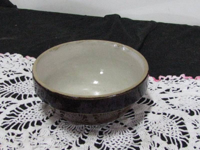 lot 75 image: Crock Bowl with Advertising