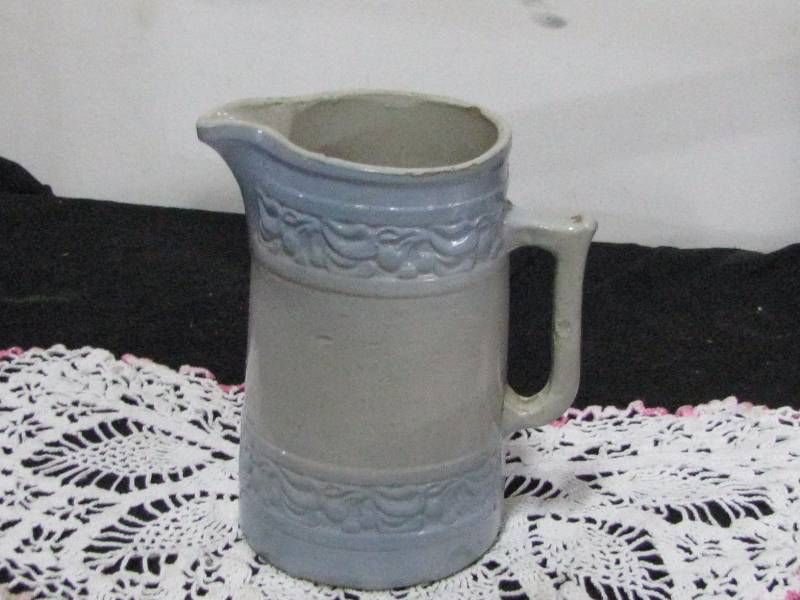 lot 77 image: Red Wing Stoneware Cherry Band Pitcher