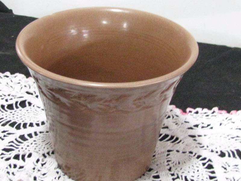 lot 81 image: Stoneware Flower Pot