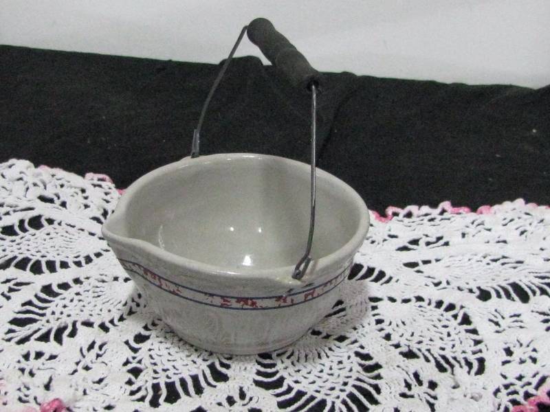 lot 86 image: Red wing Stoneware Commemorative Batter Bowl