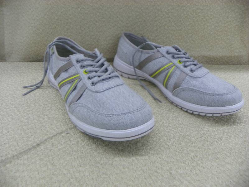Keds, Womens size 8.5, Fuse Gray Tennis shoes, MSRP $41.99