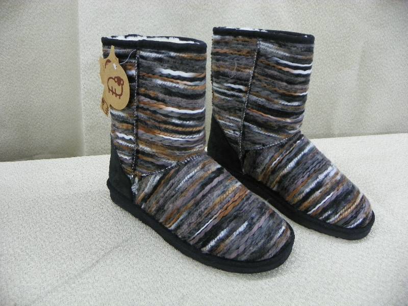 Juarex boots, Womens size 10, MSRP $69.99