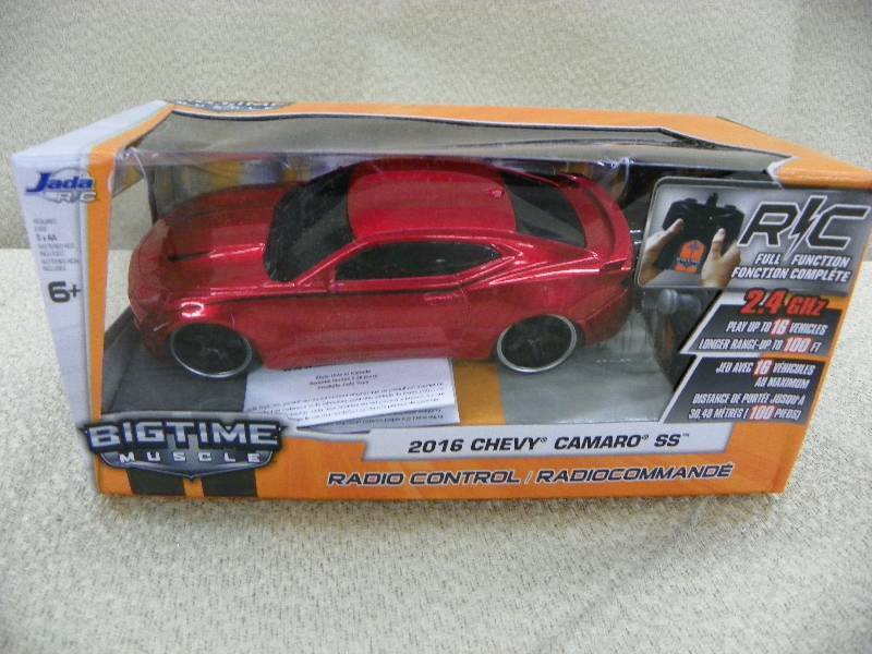 RC 2016 Chevy Camaro SS, radio control car. MSRP $19.99