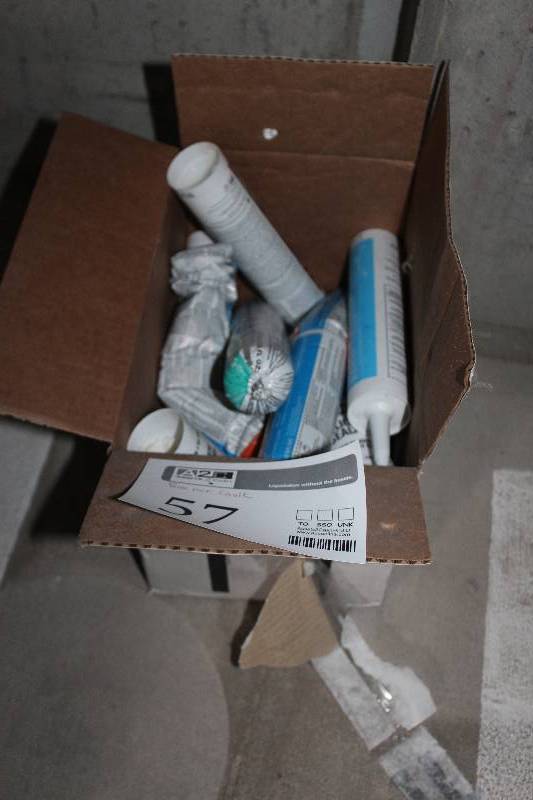 lot 57 image: Box of GE Supreme Paintable Silicone Caulk, GE SCS2000 Weatherseal