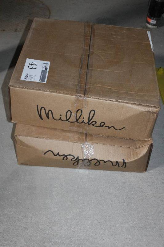 lot 43 image: Lot of (2) Boxes of Milliken Quadrus Altitude Brush Carpet Squares