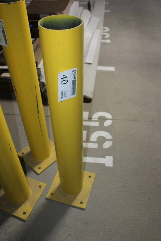lot 40 image: Yellow Metal Safety Pole