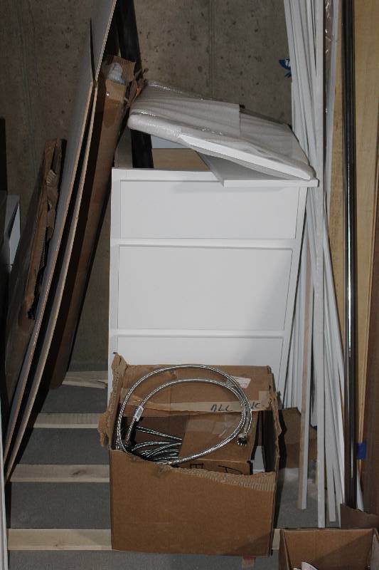 lot 75 image: Lot of (5) Cabinets