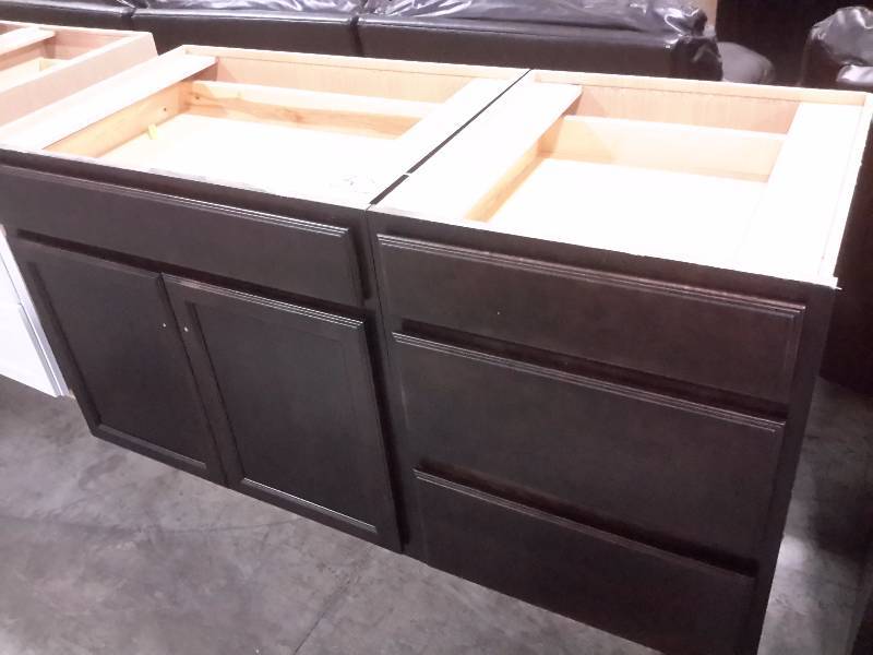 Thomasville Cabinets
