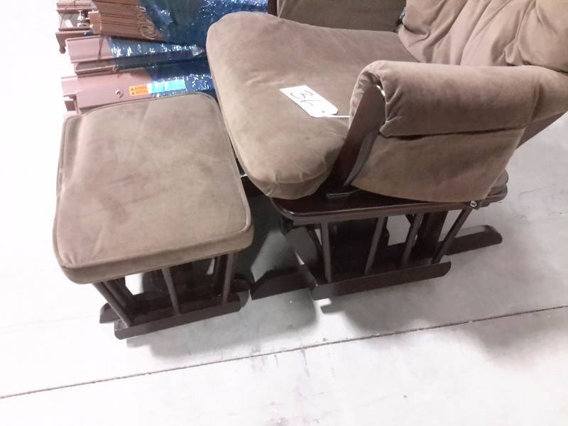 Nice Rocker Glider with Gliding ottoman