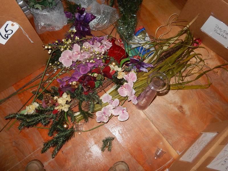 Misc. Decorative and Christmas decorations as pictured