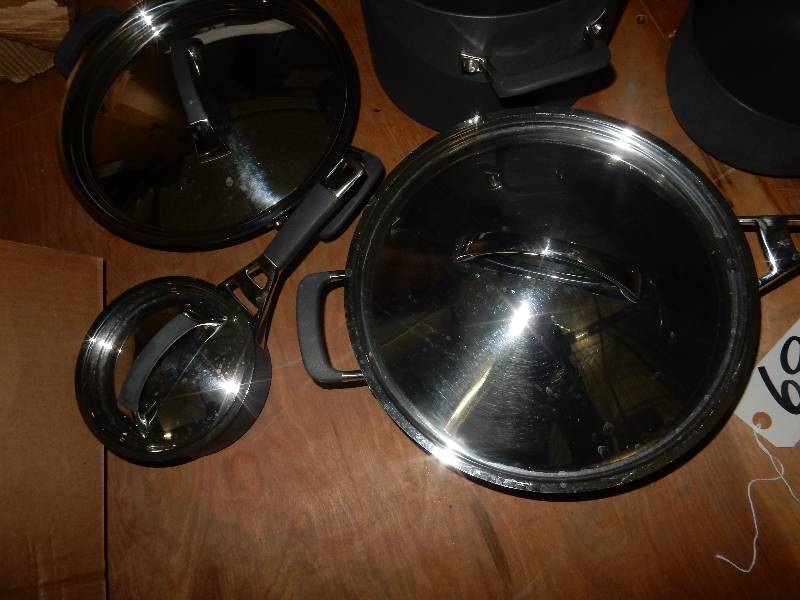 Kirkland Cook ware as pictured.. NSF