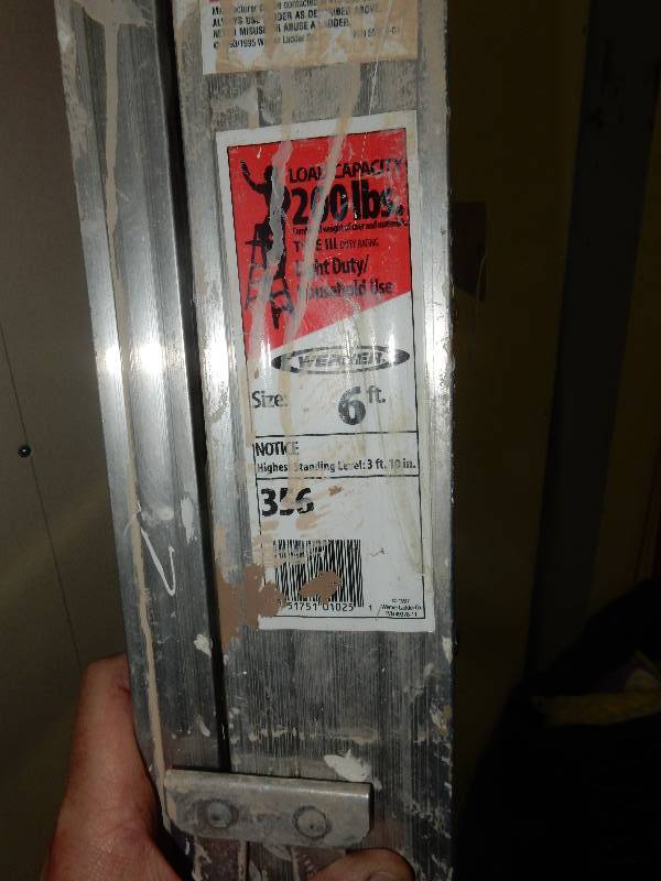 6 Ft Werner step ladder. Aluminum