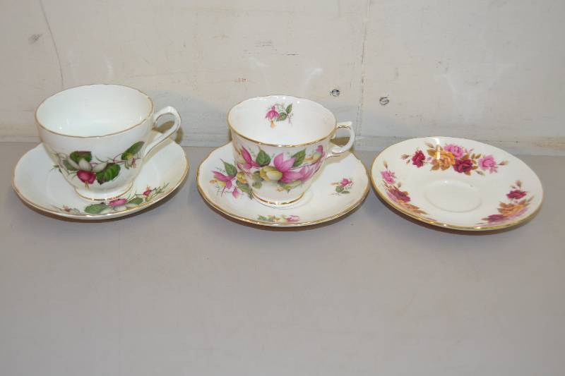 Bone China Teacups and Saucers