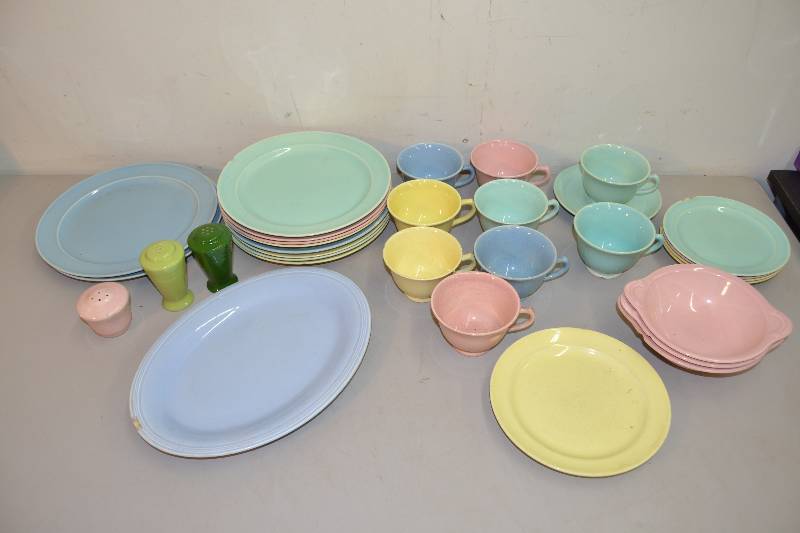 Lu-Ray & Edwin Knowles vintage Dishes