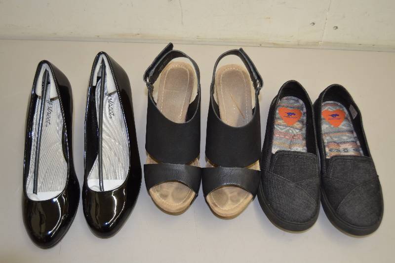 Womens shoes