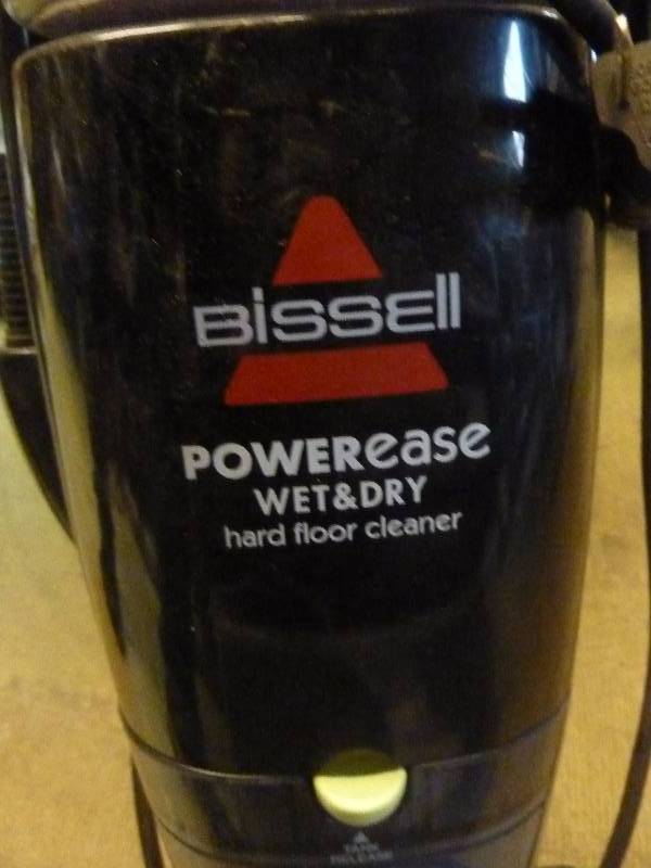 Bissell Powerease Wet & Dry