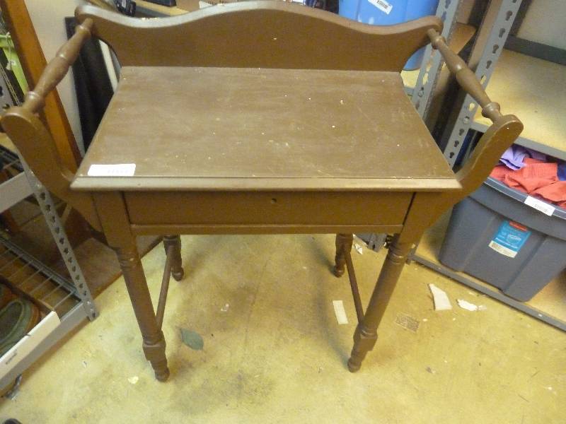 Vintage Wash Basin Stand