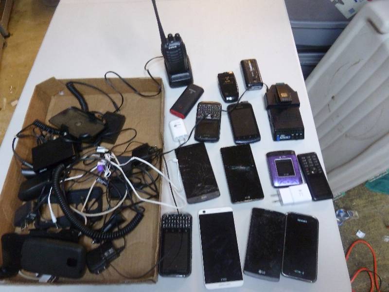 Cell Phone Lot