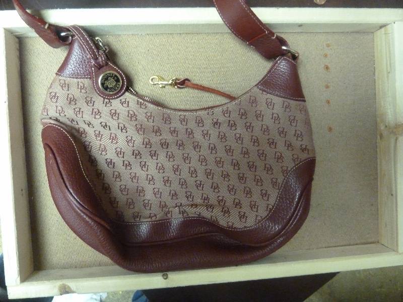 Dooney & Bourke Purse