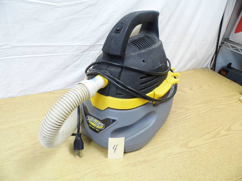 Stinger WetDry Vac