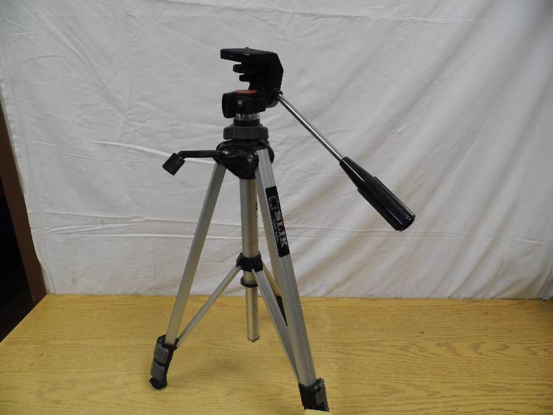 SLIK Tripod