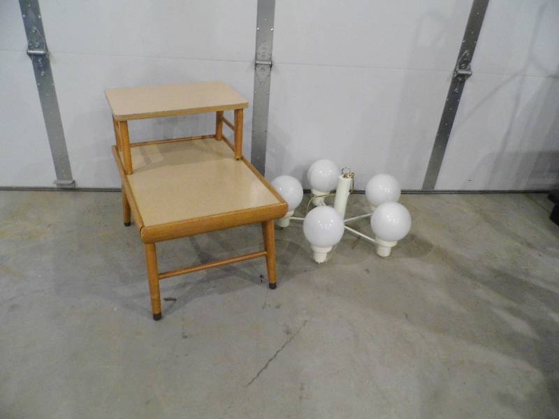 Mid Century Modern End Table - Light
