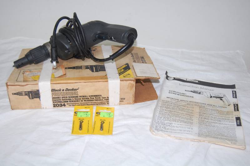 lot 24 image: Corded Electric Drywall Screwdriver